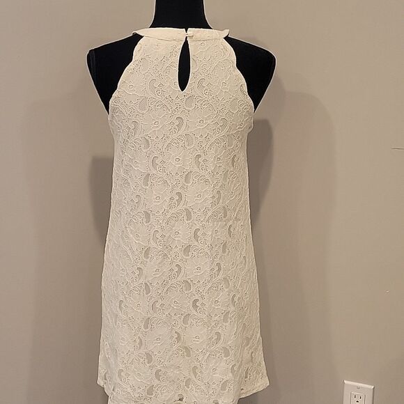Elegant White Lace Dress XS - Picture 2 of 3